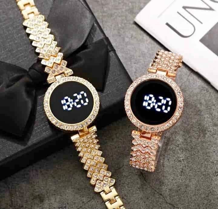 Women's Battery Operated, Water Resistant Watch
