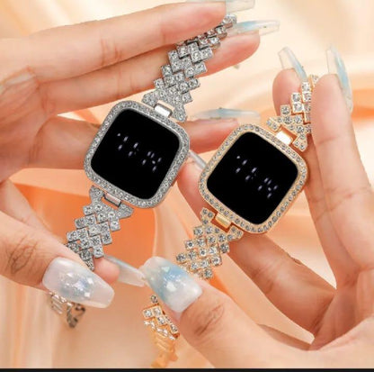 Ladies Battery operated , Water resistance watch 1